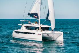 Moorings 5200 – 5 Cabin Catamaran