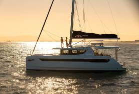 Moorings 5200 – 5 Cabin Catamaran
